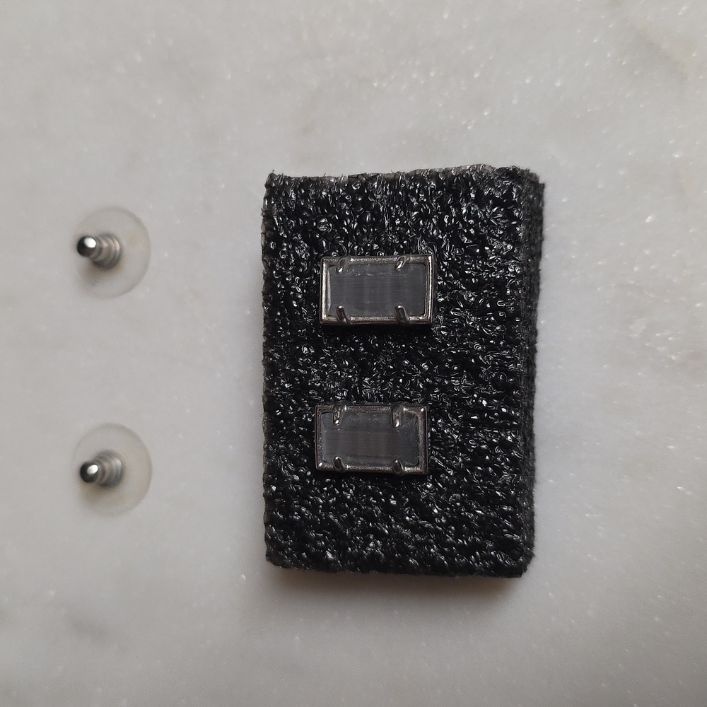 Kendra Scott Silver Rectangular Stud Earrings Pao… - image 4